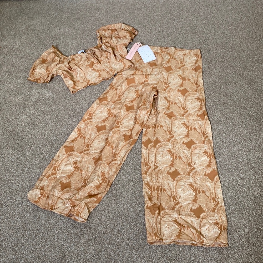 SWEET RAIN Women’s Brown Tropical Print Cropped Top & Wide Leg Pants Set Size M